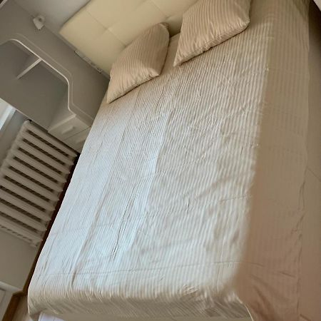 Alytus Apartament Luaran gambar